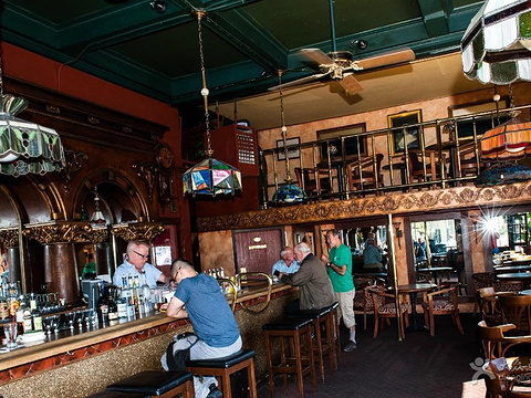 twin peaks tavern同性恋酒吧