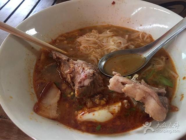 D.M.C RESTO  Restaurant & Bar