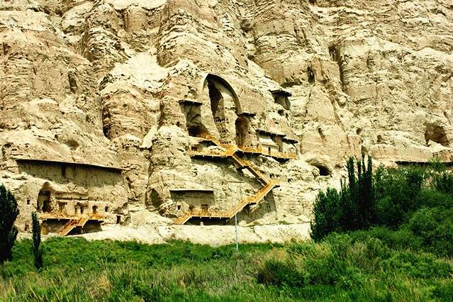 吉木萨尔千佛洞