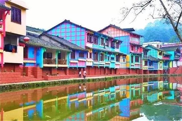 大同乡多彩小镇