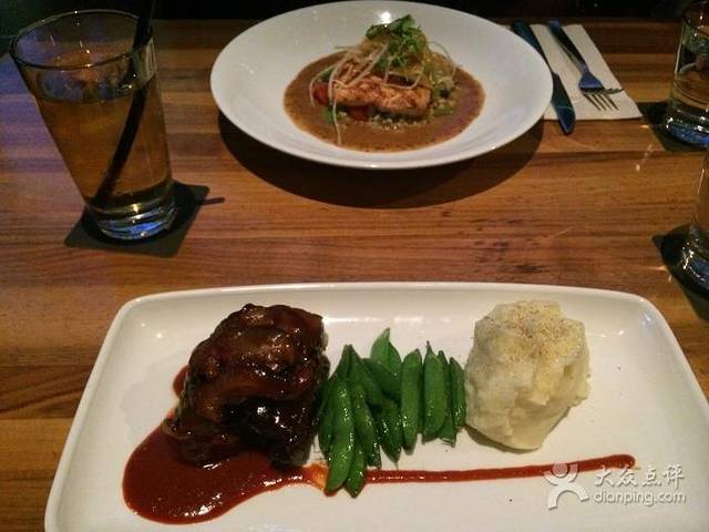 Cactus Club Cafe Broadway + Ash