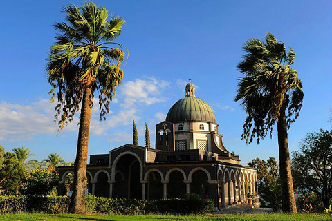 目的地 印度旅游攻略印度首都新德里位于印度北部,东依亚穆纳河,东北