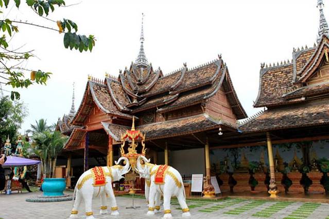 勐罕春满大佛寺