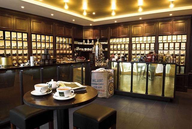 嘉诺斯咖啡商店