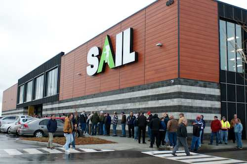 赛尔户外运动百货