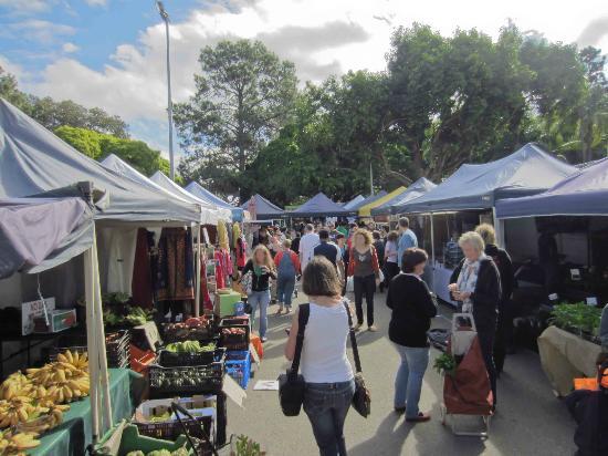 大威斯公园早市