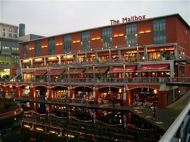 邮政大楼购物中心 