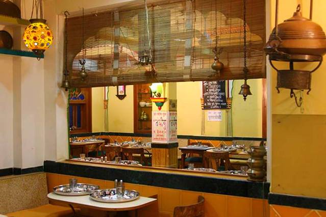 Shree Thaker Bhojanalay