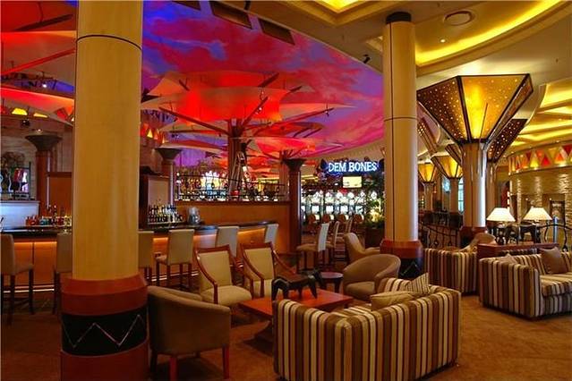 西巴亚赌场与娱乐王国