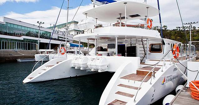 中文区香格里拉游艇