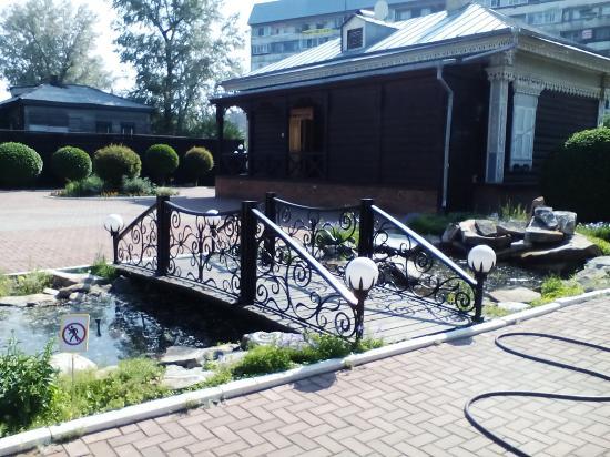 维克多布朗斯坦画廊