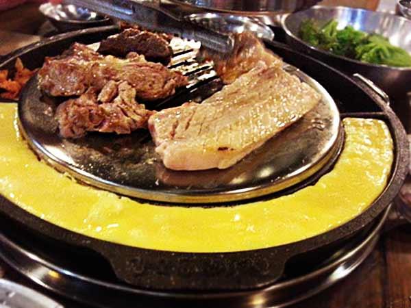 姜虎东烤肉店(东大门店)