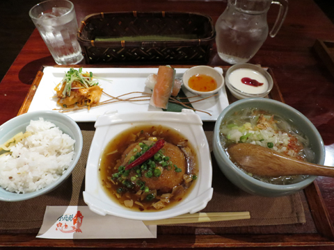 アジアンダイニング金魚蘭