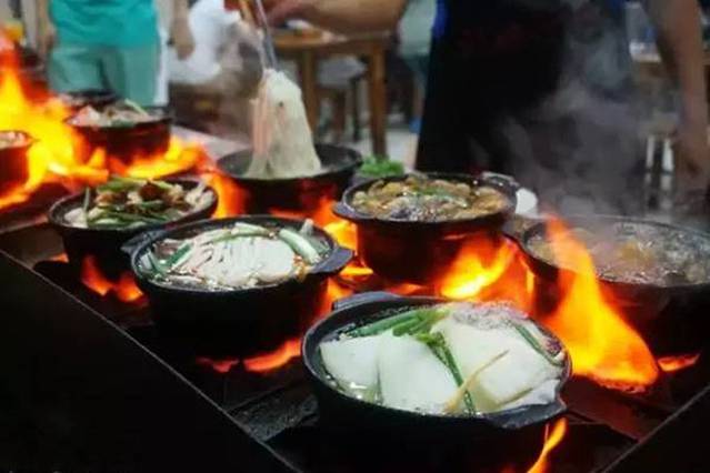 西南财经大学光华村夜市