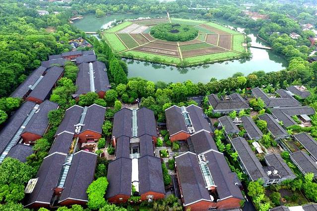 玉皇山南基金小镇