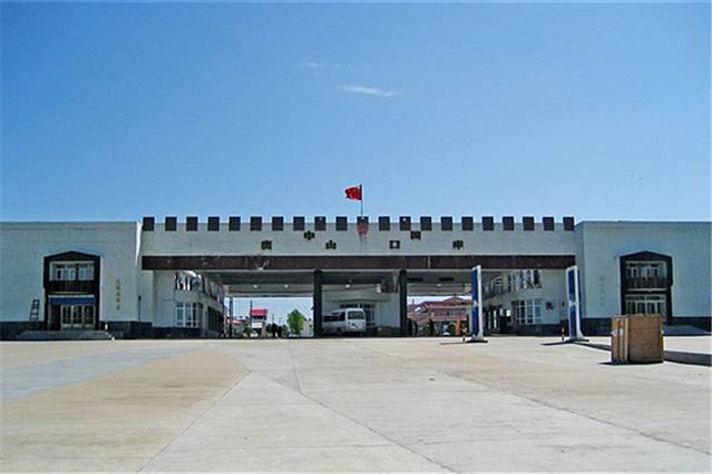 密山口岸国门