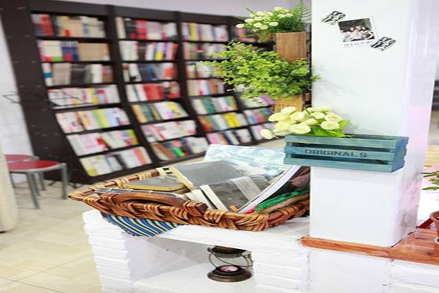 参差咖啡光谷书屋