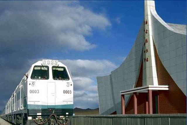 唐古拉山火车站