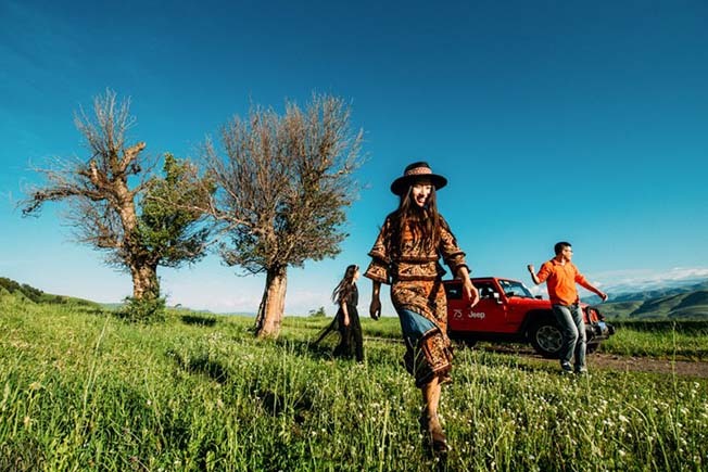 那拉提草原技巧三:学会用灯!