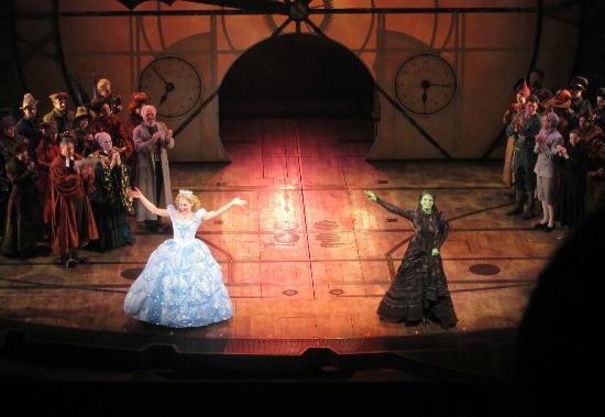 罪恶坏女巫舞台剧