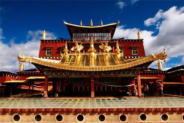 仓姑寺茶馆 仓姑寺内的尼姑开的餐厅,深受当地人的喜爱