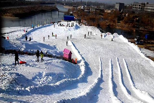 葫芦山庄-滑雪场