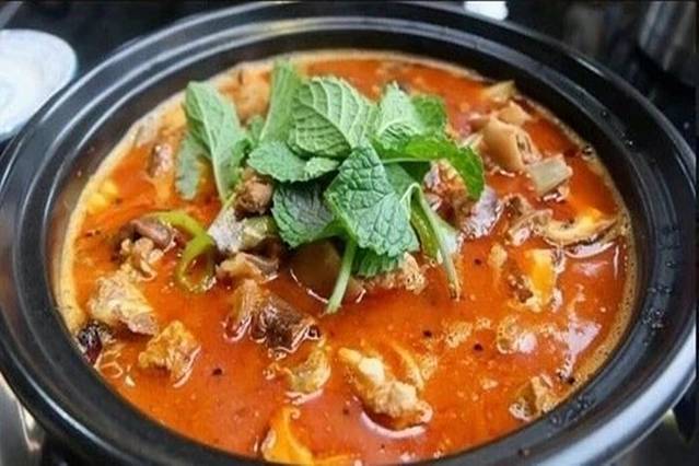 百岁坊锅里花园餐厅