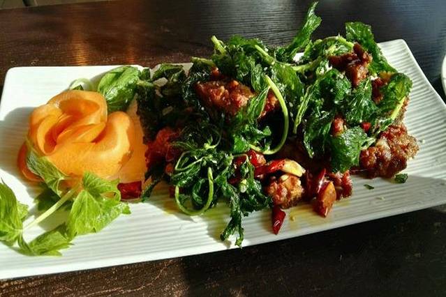 百岁坊锅里花园餐厅