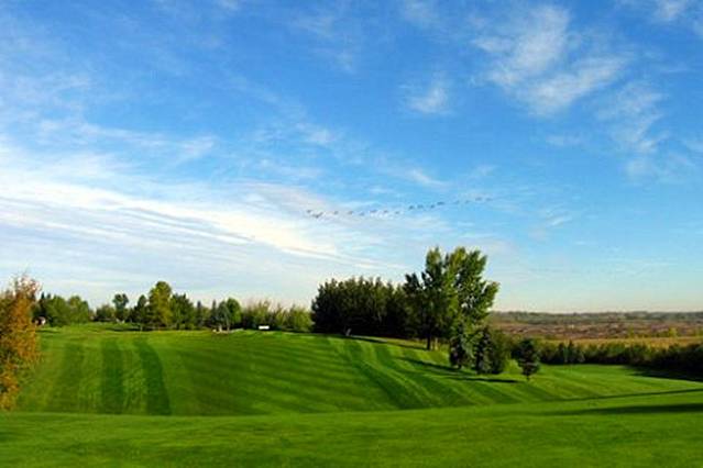 Raven Crest Golf & Country Club