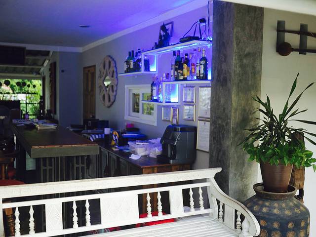 The Two Sisters Bar & Restaurant