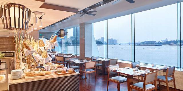 广州白天鹅宾馆·流浮阁咖啡厅