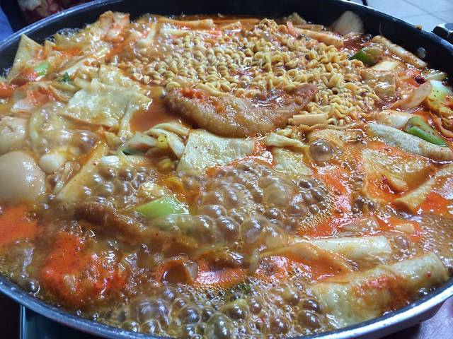 马福林奶奶炒年糕店