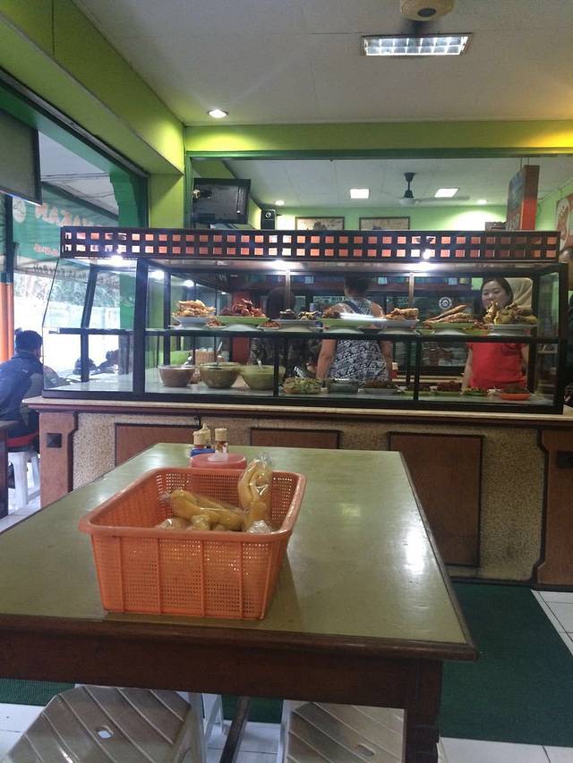 Warung Makan Nikmat halal