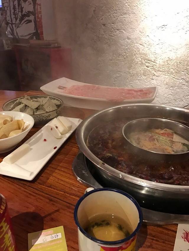 重庆大队长火锅(解放碑店)