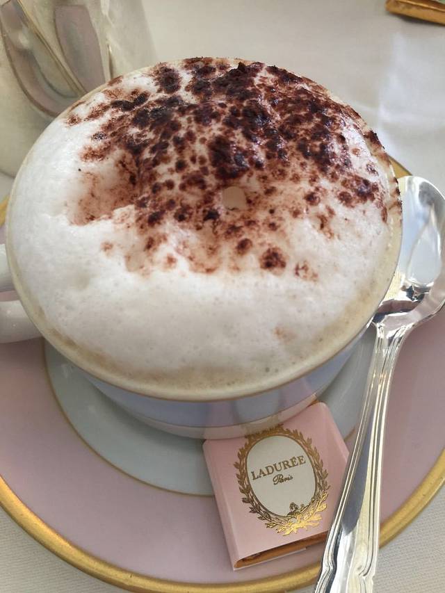 Ladurée（香榭丽舍大街店）
