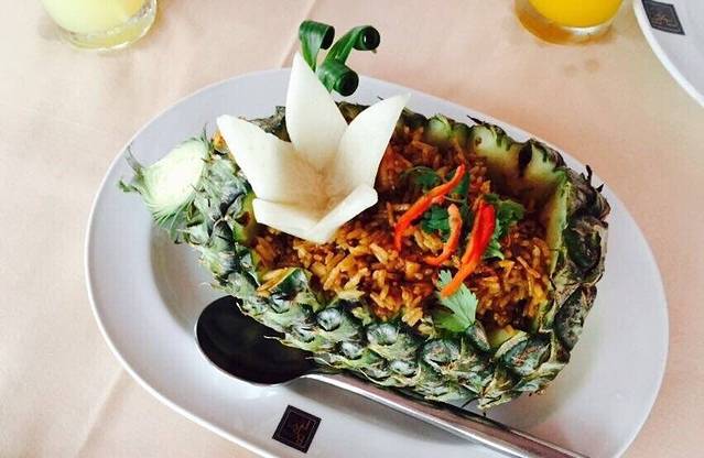 The Riverside Bar & Restaurant