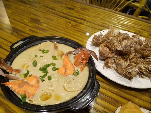 E见如故海鲜吧 . 品尝不一样的海鲜海曙店