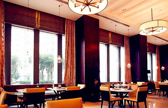 瑞吉酒店·河岸餐厅