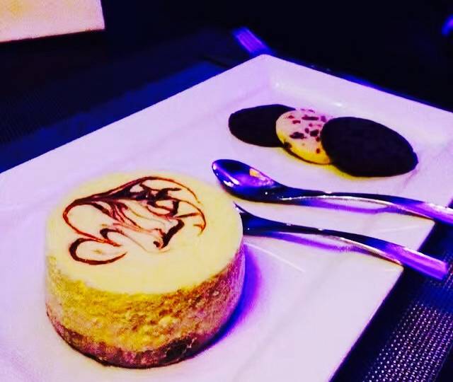 青岛海尔洲际酒店·VENU+海景酒廊