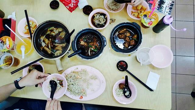 新兴瓦煲肉骨茶