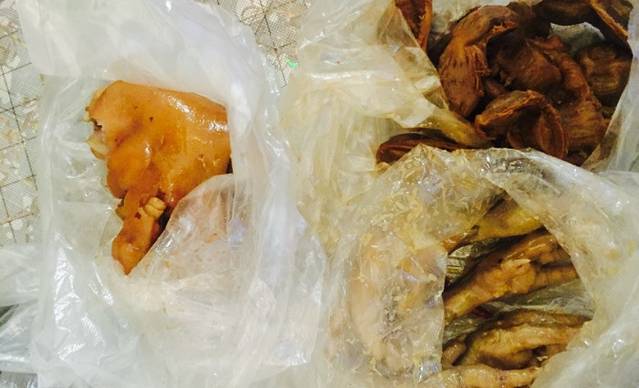 土门八珍烤鸡腊味店(土门老店)