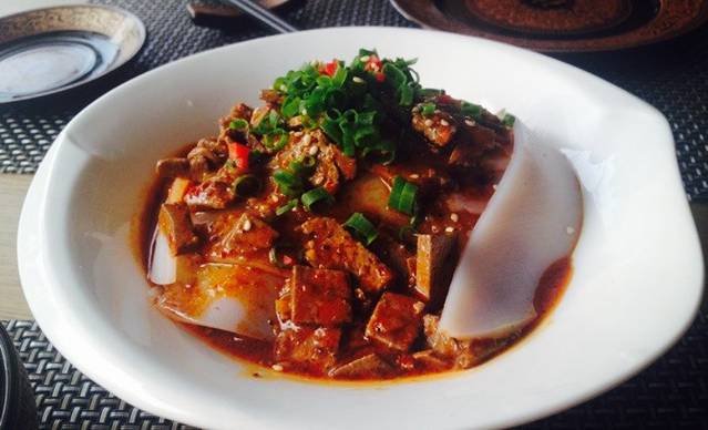 名羊天下陕北横山铁锅炖羊肉(博文路店)