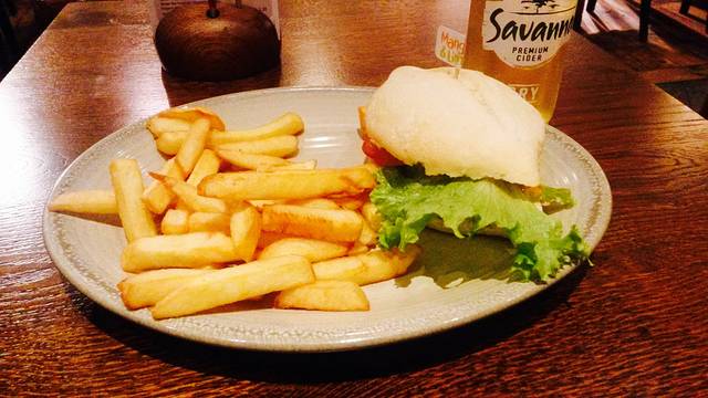 Nando's(kensington high street)