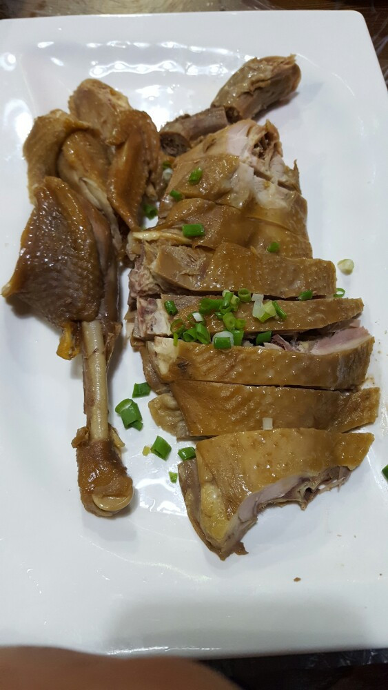 肥肥虾庄·金牌油焖大虾(石牌岭总店)