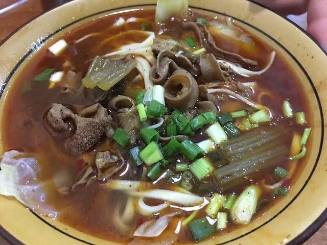 小名堂担担甜水面(东城根街店)