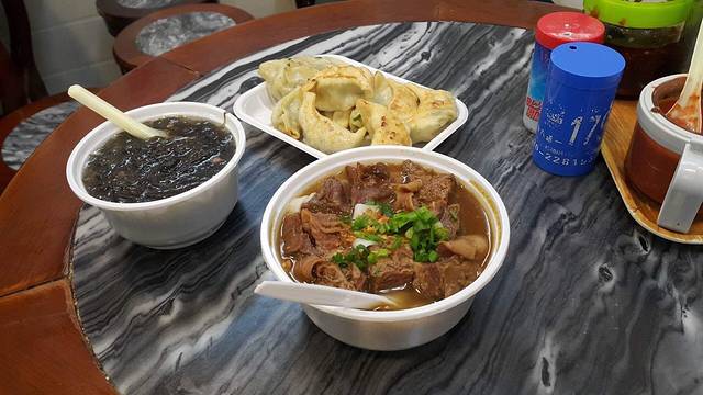 八珍餐厅(北京路总店)