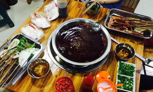 李记称盘牛杂串串(广福店)