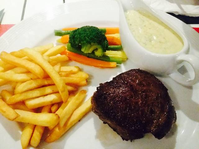 The Two Sisters Bar & Restaurant