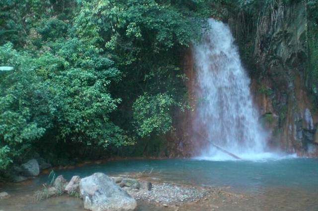 Pulangbato Falls