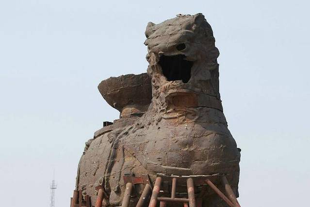 沧州铁狮与旧城遗址公园